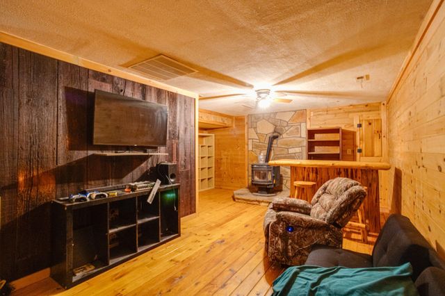 10 CLUBHOUSE RD, Delta, PA 17314