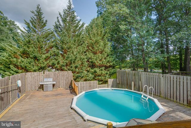 10 CLUBHOUSE RD, Delta, PA 17314