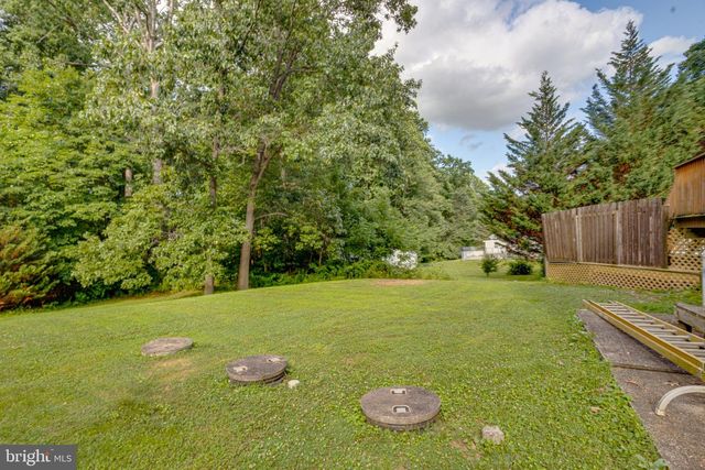 10 CLUBHOUSE RD, Delta, PA 17314