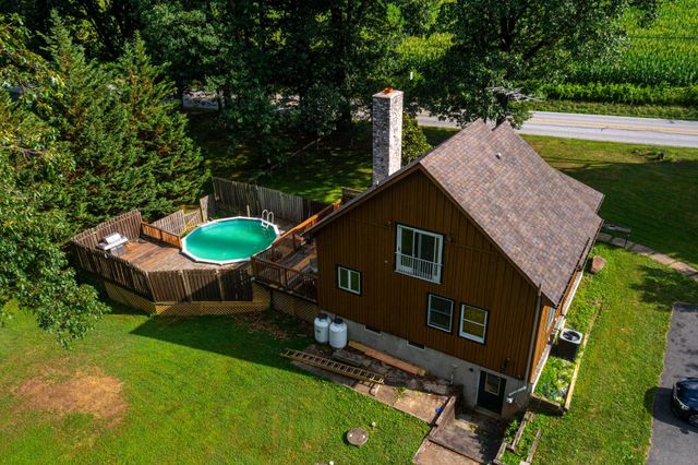 10 CLUBHOUSE RD, Delta, PA 17314