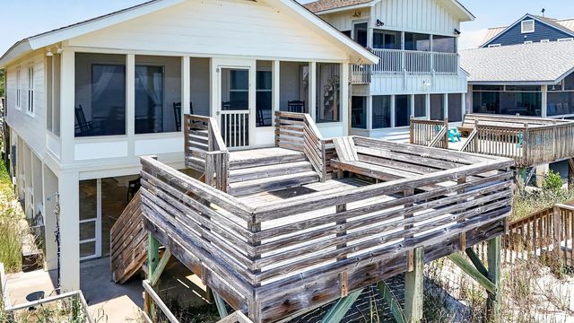 760 Springs Ave., Pawleys Island, SC 29585