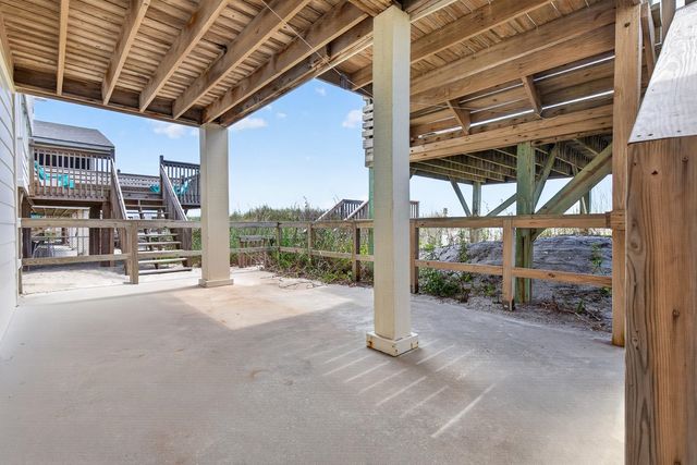 760 Springs Ave., Pawleys Island, SC 29585