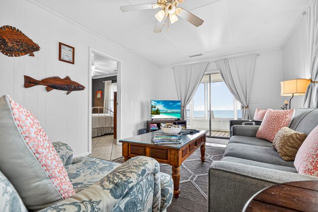 760 Springs Ave., Pawleys Island, SC 29585