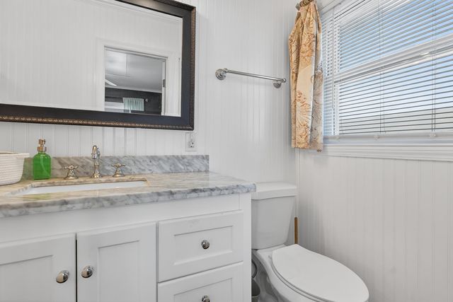 760 Springs Ave., Pawleys Island, SC 29585