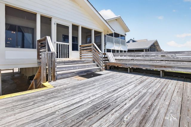 760 Springs Ave., Pawleys Island, SC 29585