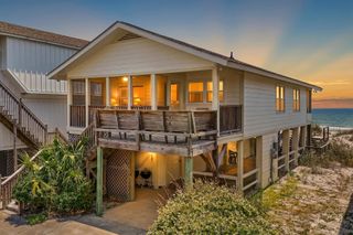 760 Springs Ave., Pawleys Island, SC 29585