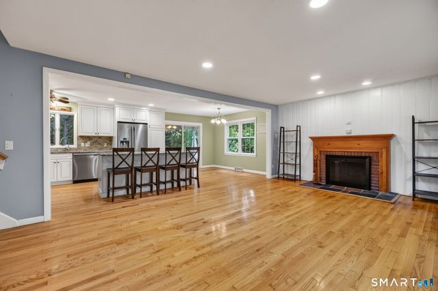 884 Indian Hill Road, Orange, CT 06477