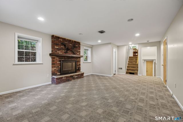 884 Indian Hill Road, Orange, CT 06477