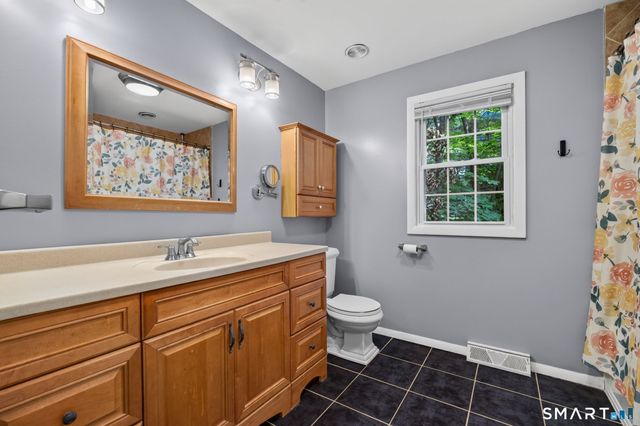 884 Indian Hill Road, Orange, CT 06477