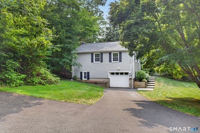 884 Indian Hill Road, Orange, CT 06477