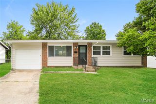 725 Bellarmine, Florissant, MO 63031