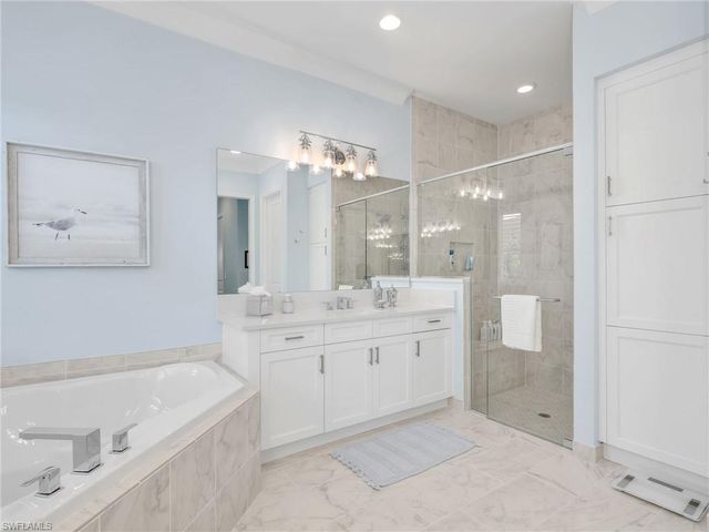 12056 Oleander AVE, Naples, FL 34120