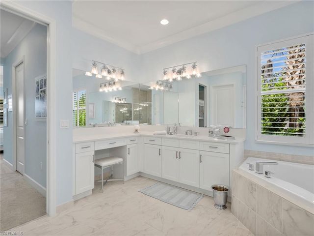 12056 Oleander AVE, Naples, FL 34120