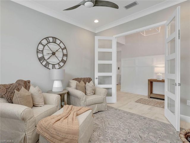 12056 Oleander AVE, Naples, FL 34120