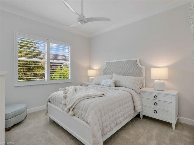 12056 Oleander AVE, Naples, FL 34120