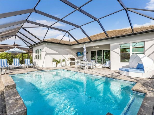 12056 Oleander AVE, Naples, FL 34120