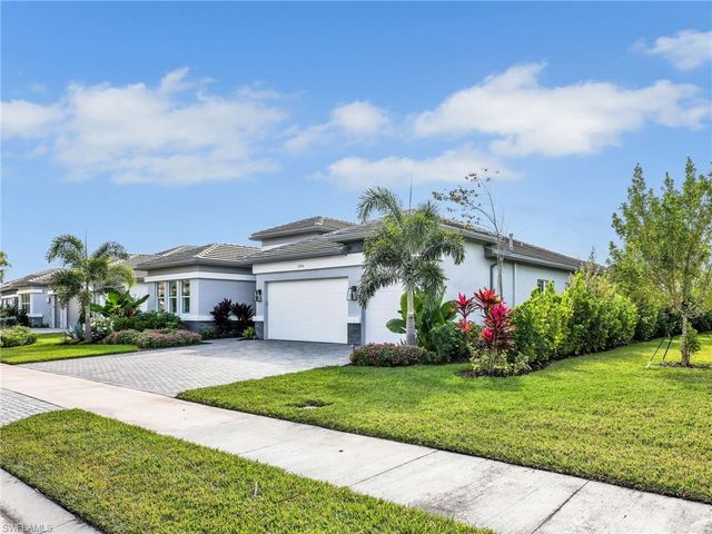 12056 Oleander AVE, Naples, FL 34120