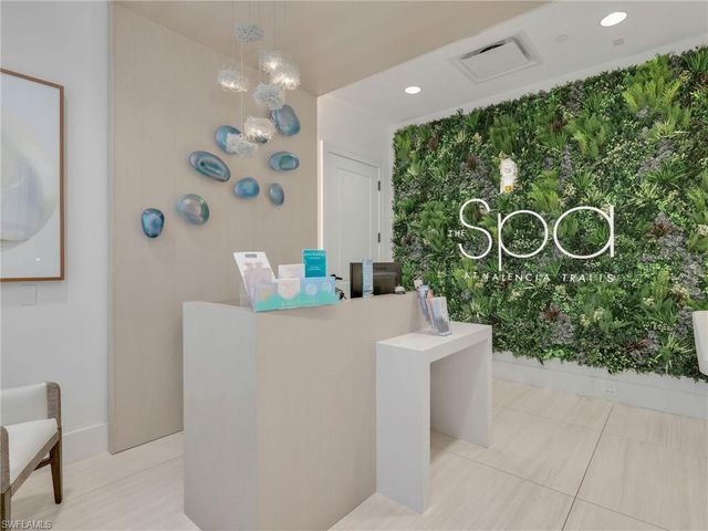 12056 Oleander AVE, Naples, FL 34120