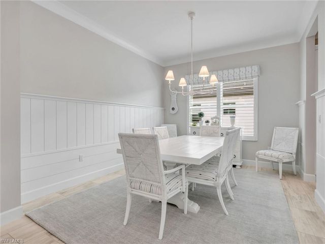 12056 Oleander AVE, Naples, FL 34120