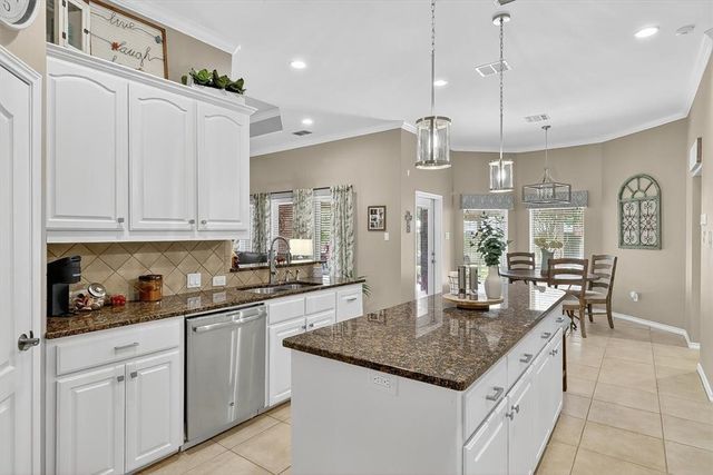 5705 Waterford, Corpus Christi, TX 78414