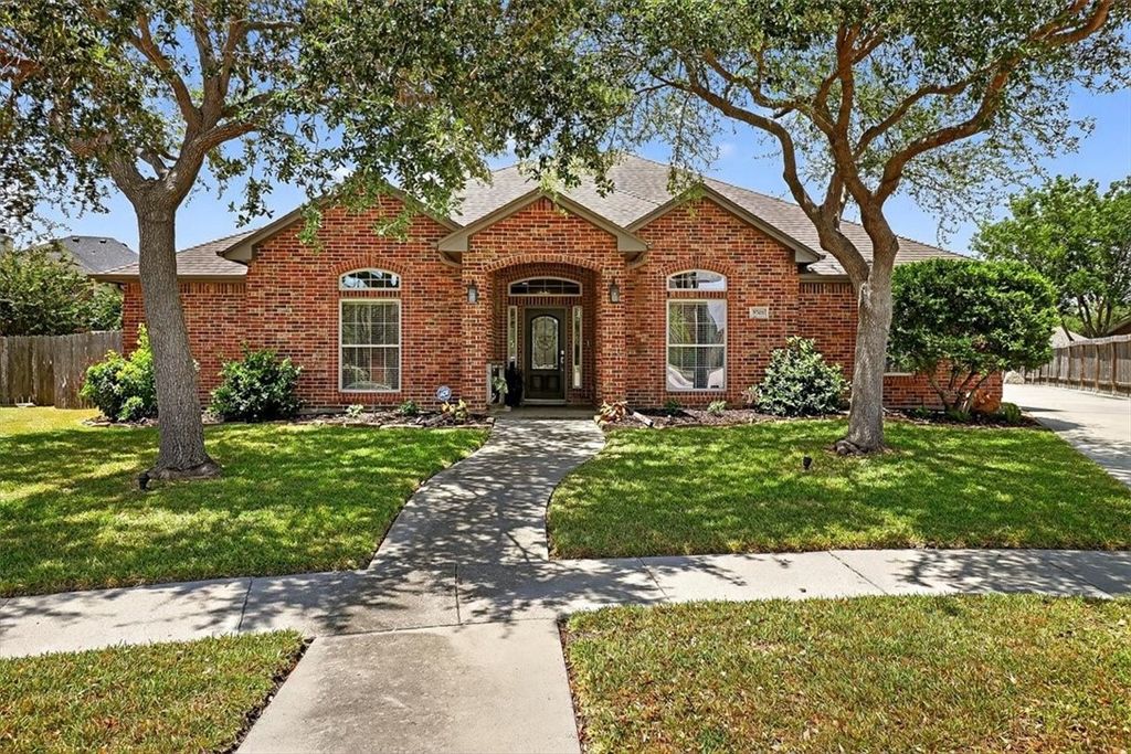 5705 Waterford, Corpus Christi, TX 78414