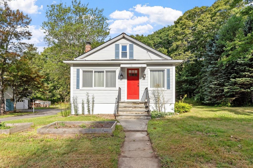 322 Pearl Street, Gardner, MA 01440