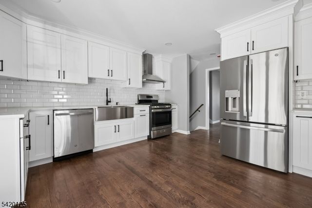 246 Fawn Rdg, Mountainside Boro, NJ 07092