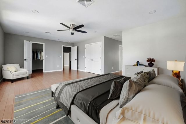 246 Fawn Rdg, Mountainside Boro, NJ 07092