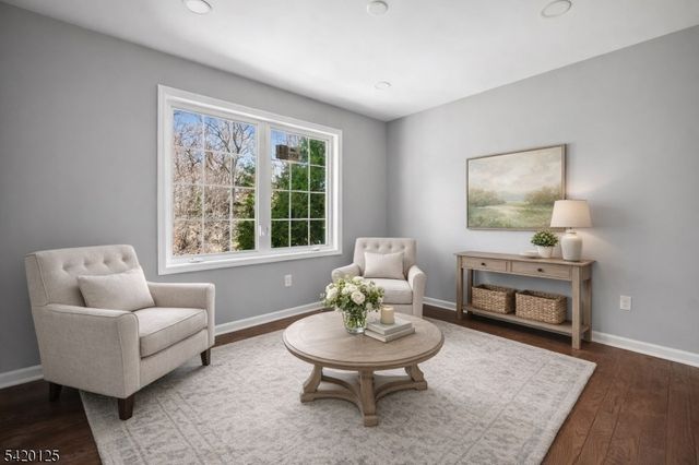 246 Fawn Rdg, Mountainside Boro, NJ 07092