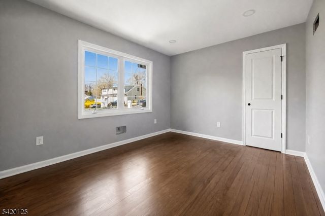 246 Fawn Rdg, Mountainside Boro, NJ 07092
