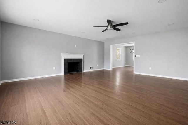246 Fawn Rdg, Mountainside Boro, NJ 07092