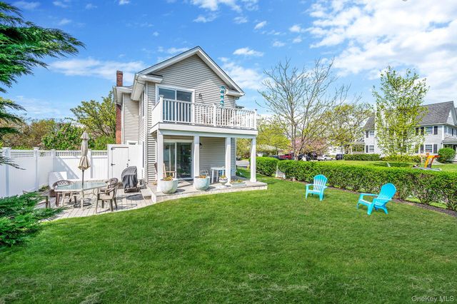 401 Wiggins Street, Greenport, NY 11944