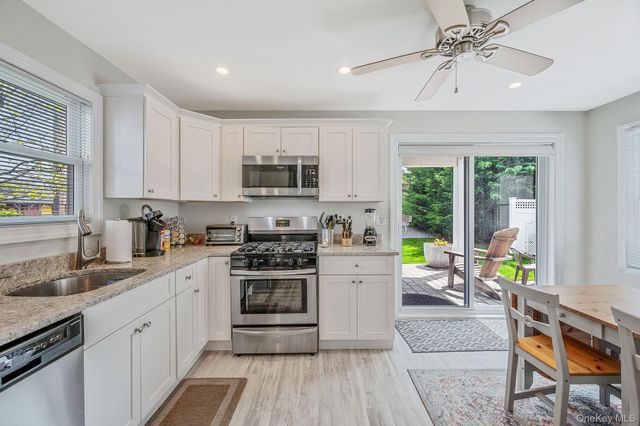 401 Wiggins Street, Greenport, NY 11944