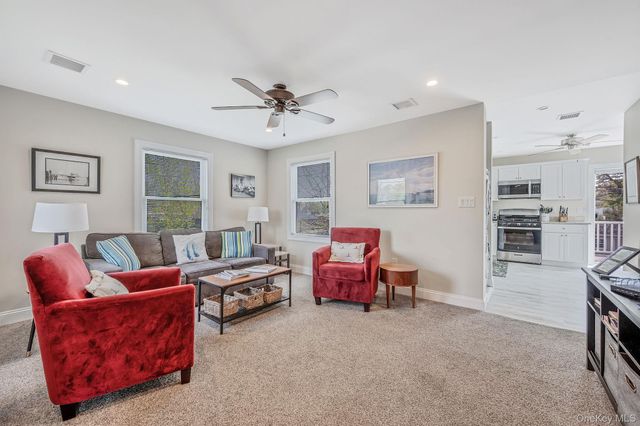 401 Wiggins Street, Greenport, NY 11944