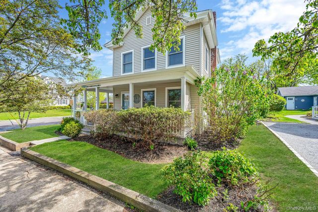 401 Wiggins Street, Greenport, NY 11944