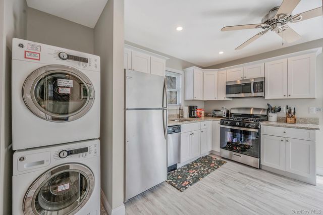 401 Wiggins Street, Greenport, NY 11944