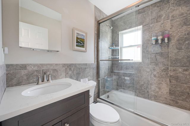 401 Wiggins Street, Greenport, NY 11944