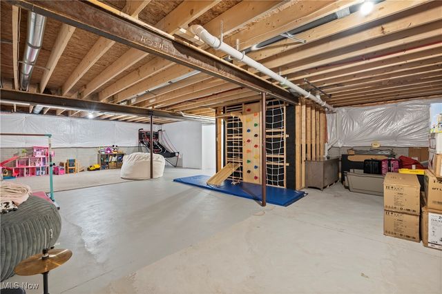 6163 Krystina Run, Lorain, OH 44053