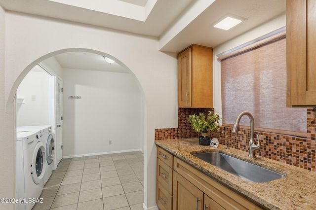 434 N Dodge Boulevard, Tucson, AZ 85716