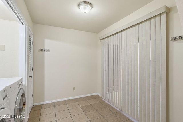 434 N Dodge Boulevard, Tucson, AZ 85716