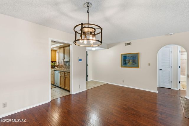 434 N Dodge Boulevard, Tucson, AZ 85716