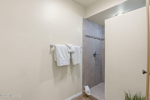 434 N Dodge Boulevard, Tucson, AZ 85716