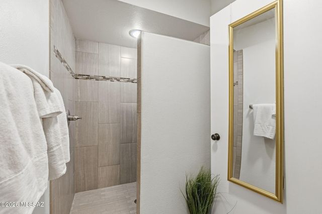 434 N Dodge Boulevard, Tucson, AZ 85716