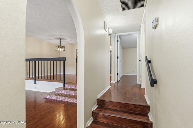 434 N Dodge Boulevard, Tucson, AZ 85716