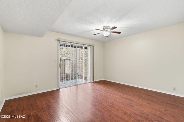 434 N Dodge Boulevard, Tucson, AZ 85716