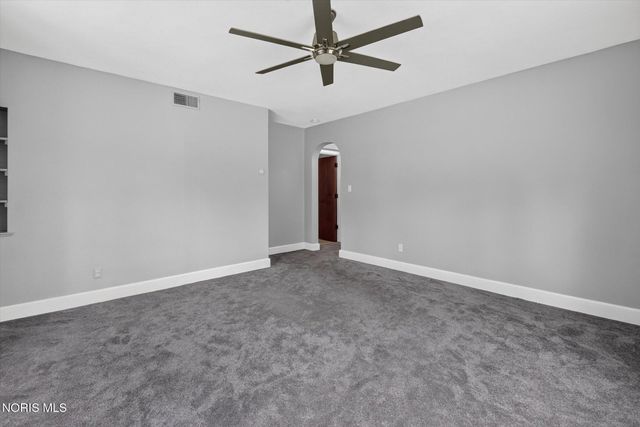 4545 Indian Road, Ottawa Hills, OH 43615
