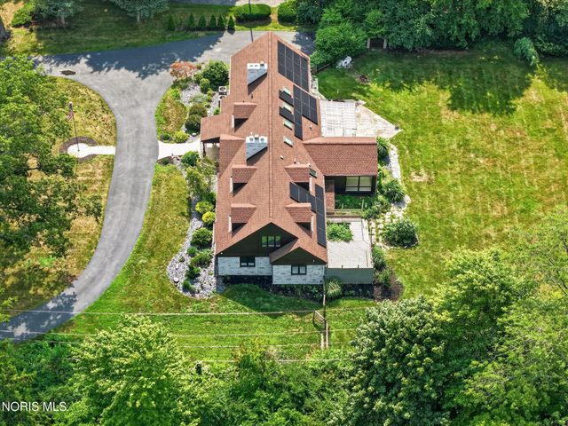4545 Indian Road, Ottawa Hills, OH 43615
