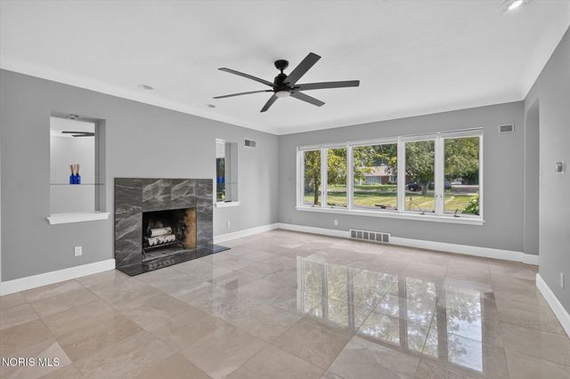 4545 Indian Road, Ottawa Hills, OH 43615