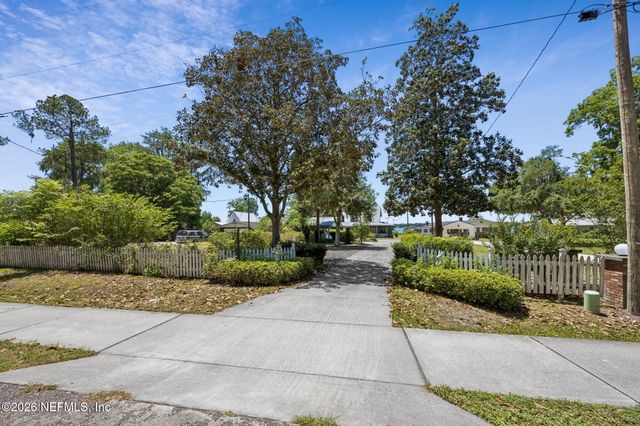 7430 SW COUNTY ROAD 18, Hampton, FL 32044