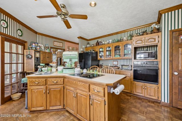 7430 SW COUNTY ROAD 18, Hampton, FL 32044